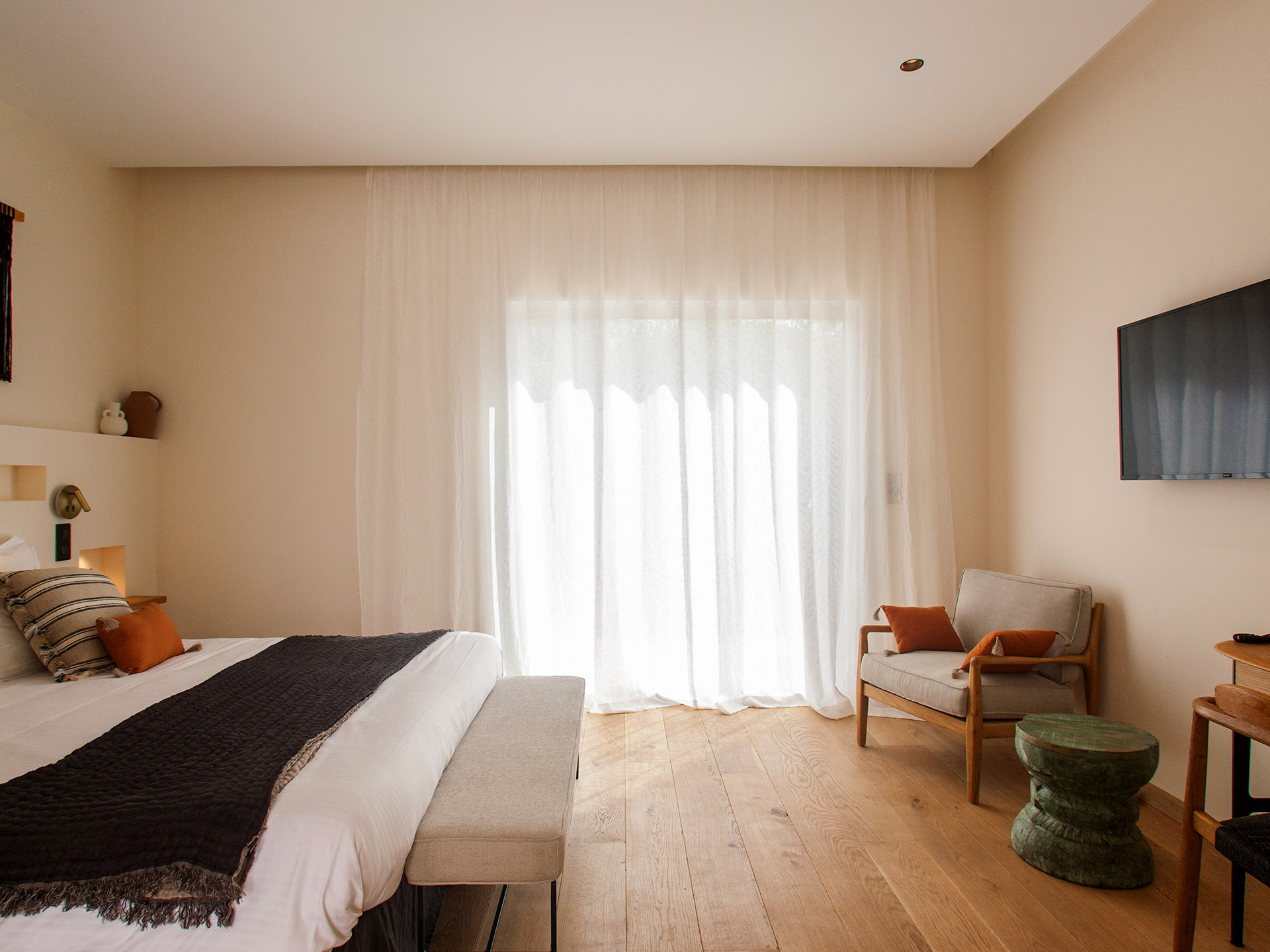 Lit 2 places avec vue sur le jardin